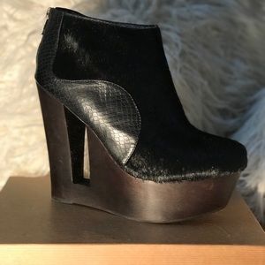 Calfhair wedge booties